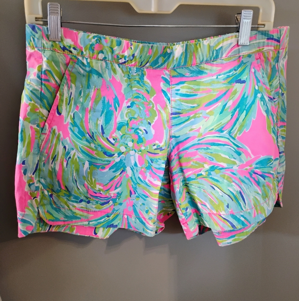 Woman's Lilly Pulitzer Size Small Ocean View Board Shorts Elastic Waist